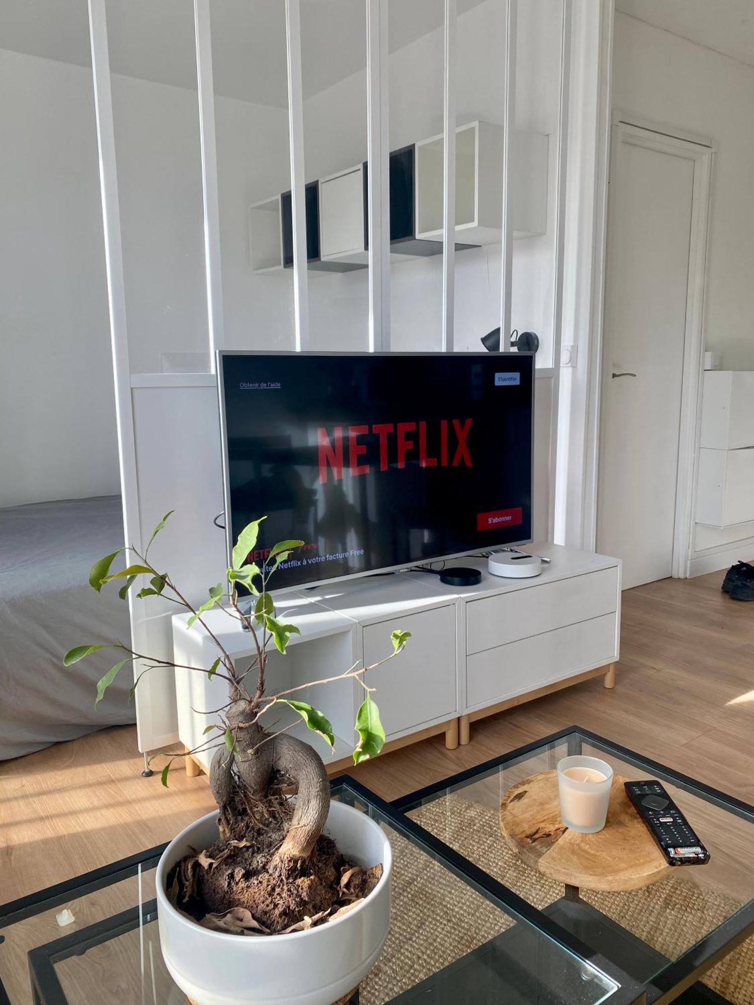 Superbe Studio Avec Parking Gratuit Sur Place Paray-Vieille-Poste Zewnętrze zdjęcie