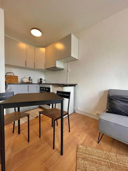 Superbe Studio Avec Parking Gratuit Sur Place Paray-Vieille-Poste Zewnętrze zdjęcie