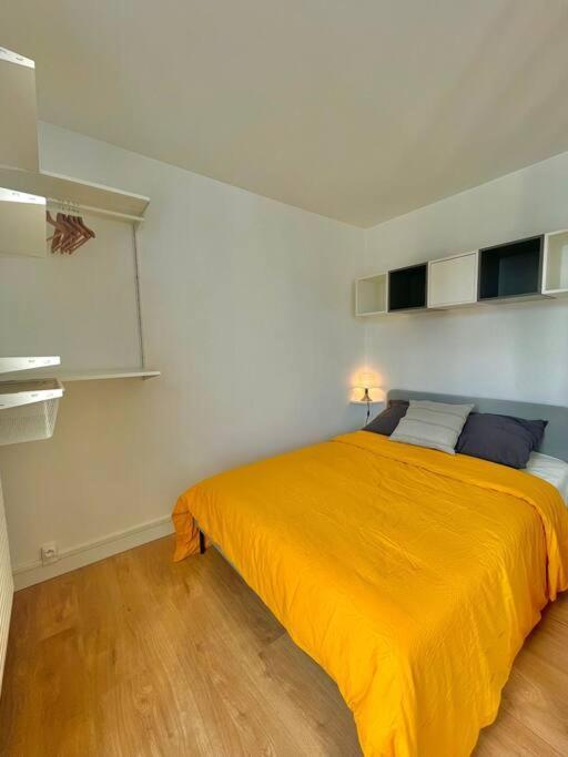 Superbe Studio Avec Parking Gratuit Sur Place Paray-Vieille-Poste Zewnętrze zdjęcie